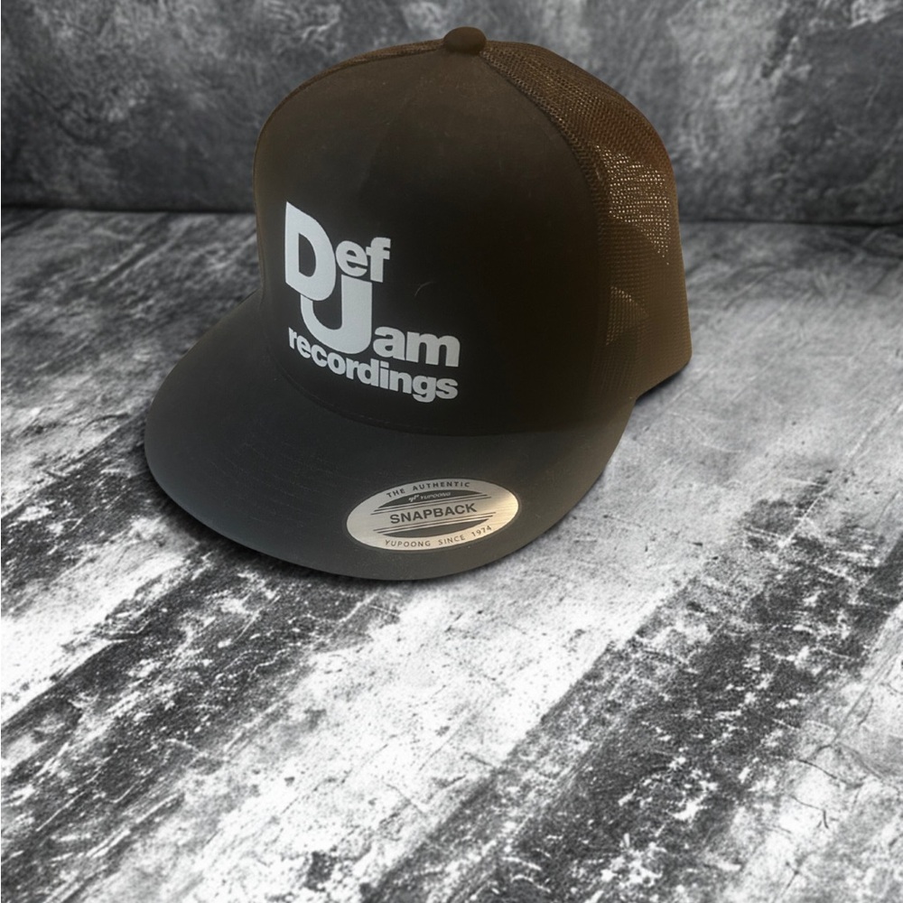 Black Snapback Hat - image 3